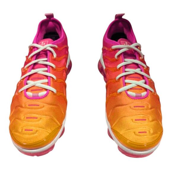 nike vapormax plus laser fuchsia
